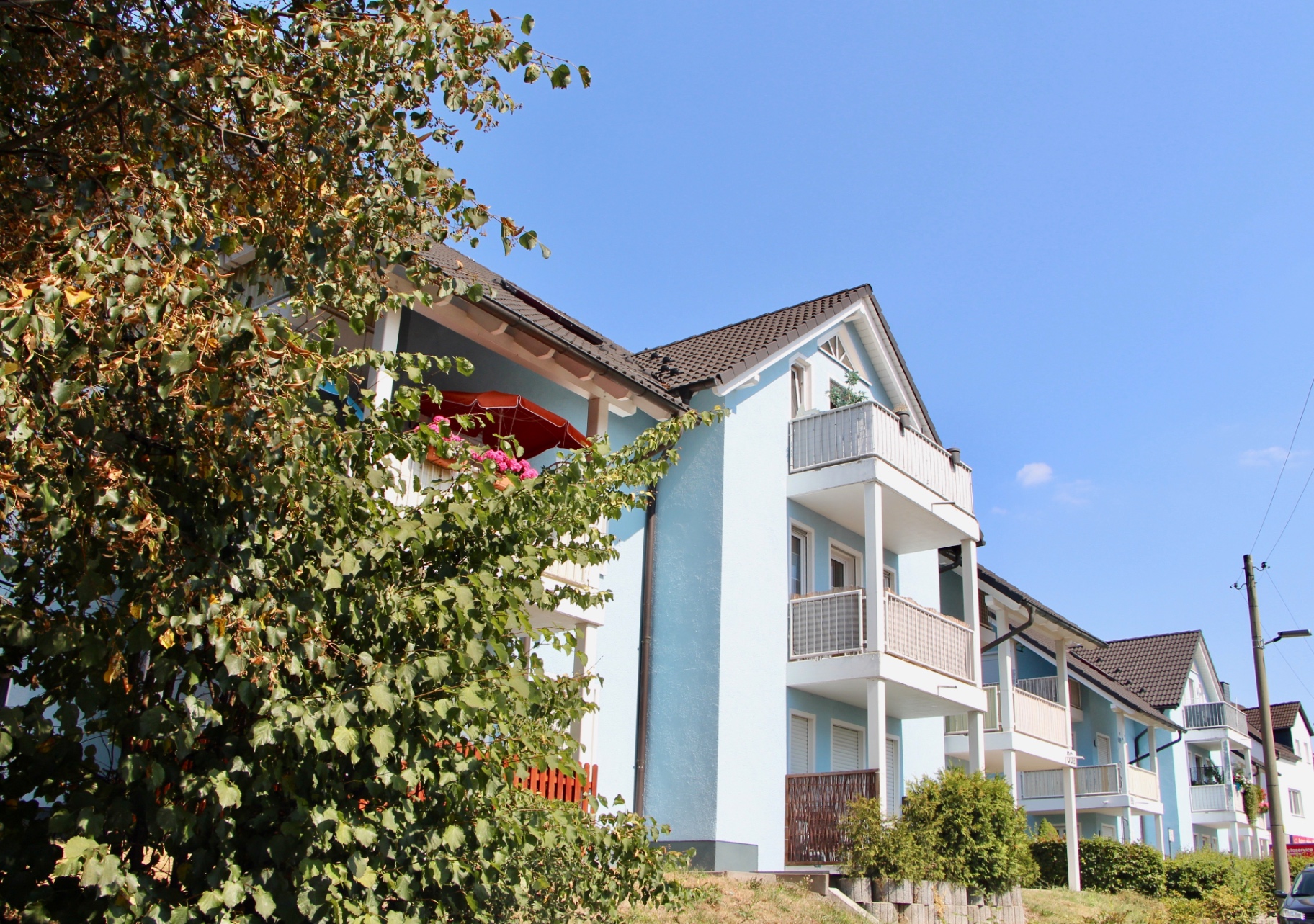 Kleines, hochwertiges Mehrfamilienhaus in der Altenhofer Straße in Chemnitz mit Garten und Tiefgarage, betreut durch Dr. Haus GmbH & Co. KG