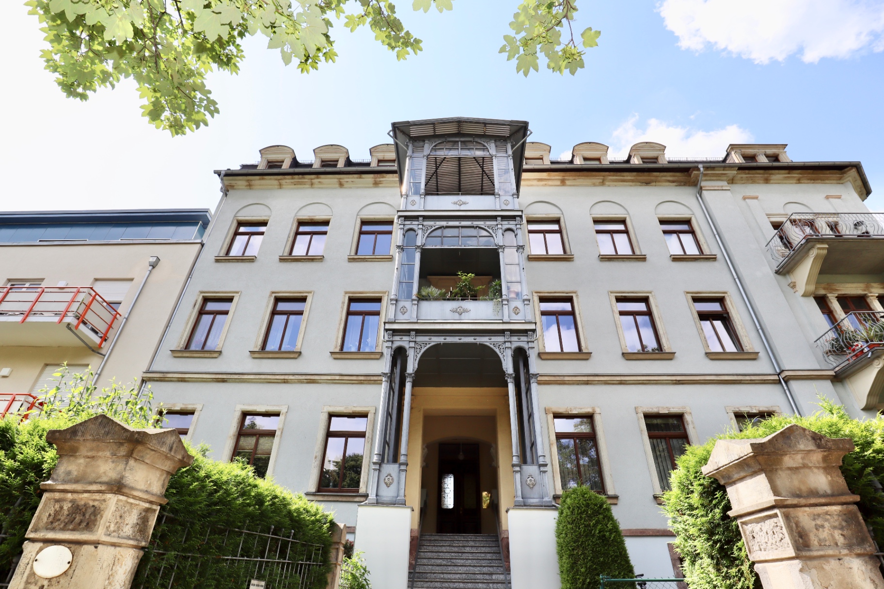 Gründerzeitliches denkmalgeschütztes Mehrfamilienhaus in der Salzstraße 63 in Chemnitz, professionell betreut durch Dr. Haus GmbH & Co. KG